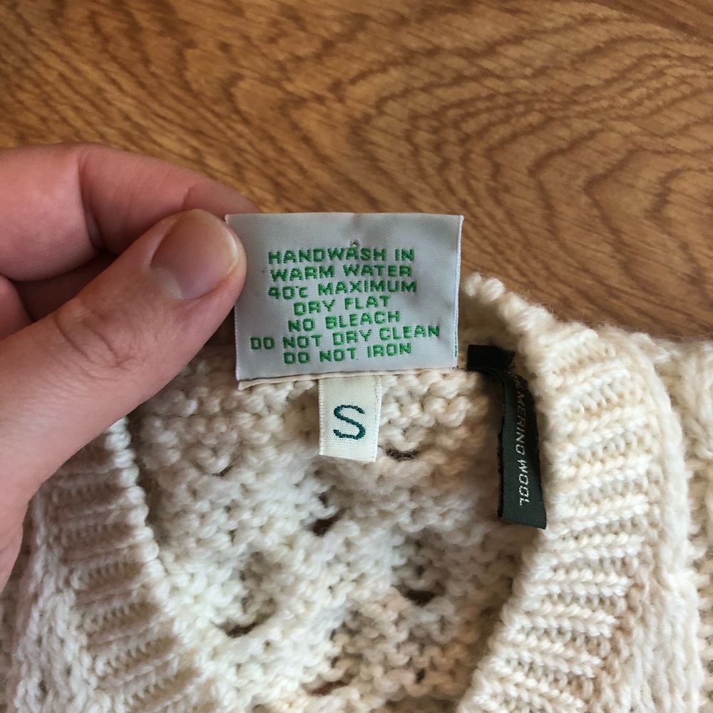 Aran Isles Knitwear Child’s Small Merino Wool Cream Cable Knit Sweater - Picture 6 of 9